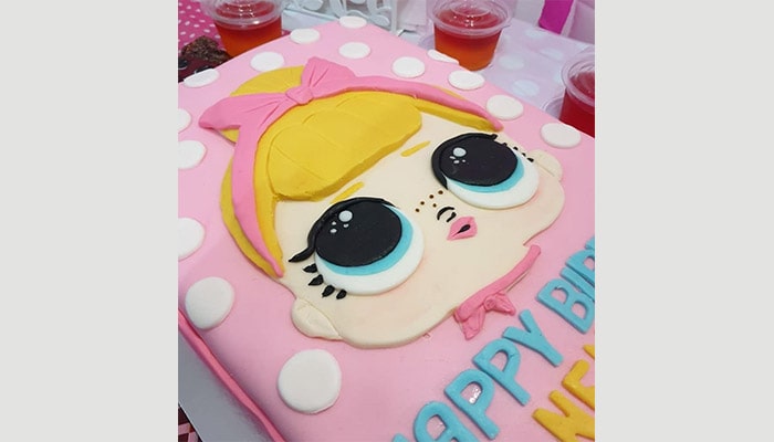 کیک تم تولد ال او ال